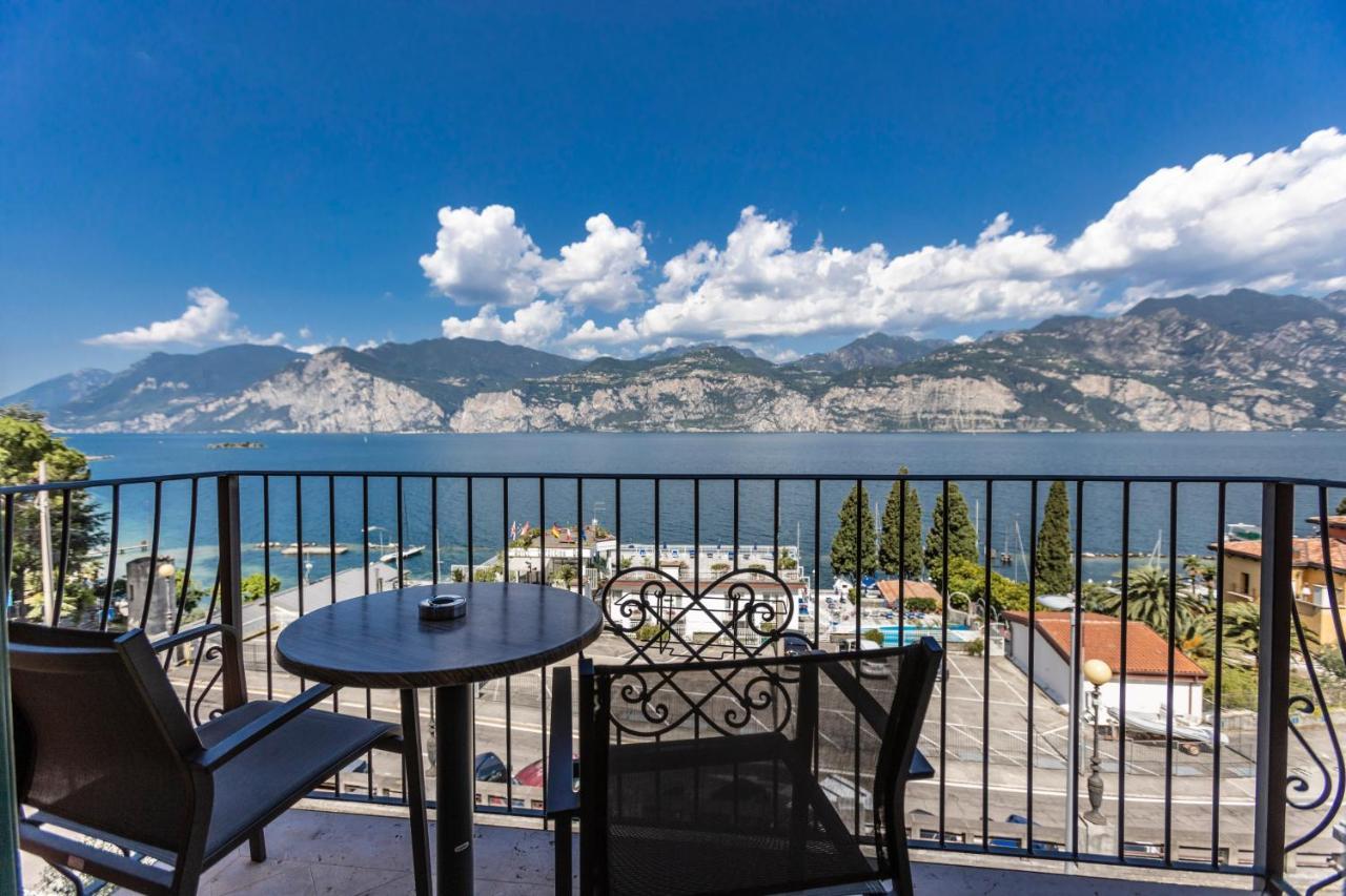 Appartamenti Capri Malcesine Exterior foto